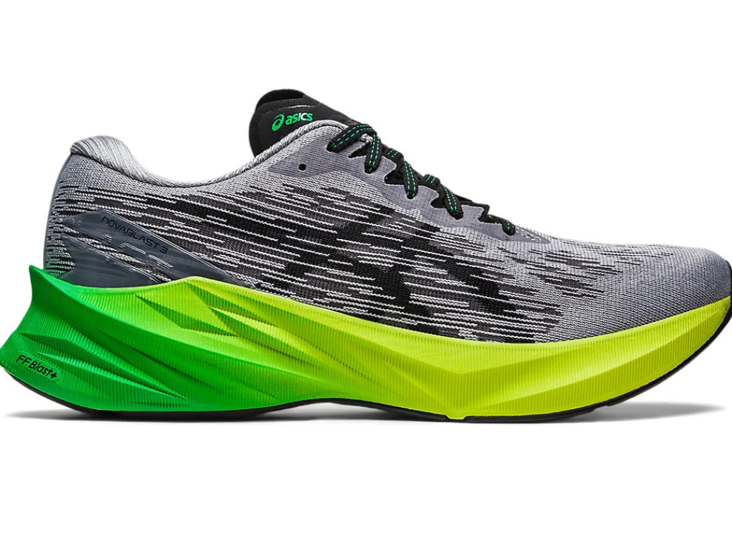 Heren ASICS Hardlopen*Novablast 3